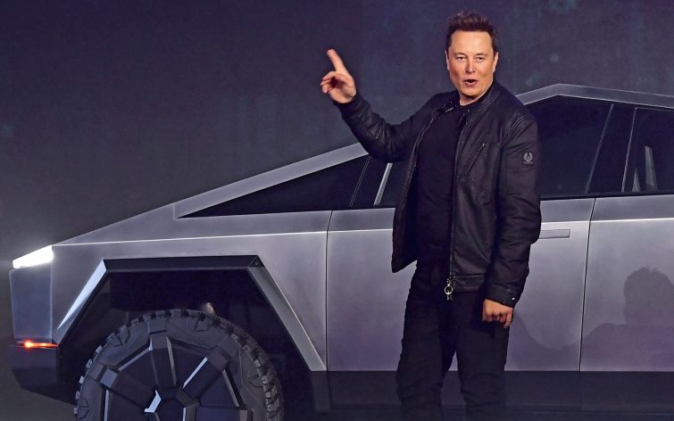 Elon Musk: Definitive Guide to PR and Marketing in 2023