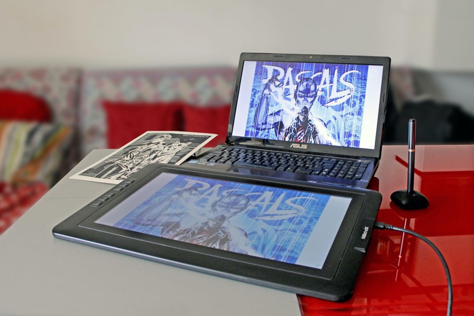 Best Cheap Drawing Tablet With a Screen for Art Lovers: Compatibility