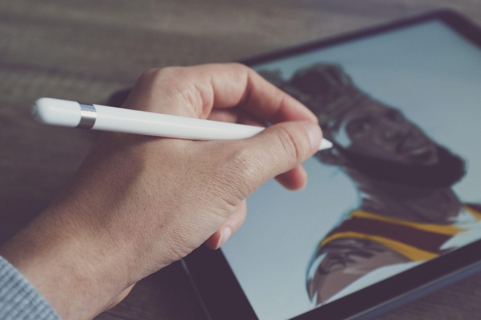 Best Cheap Drawing Tablet With a Screen for Art Lovers: Stylus