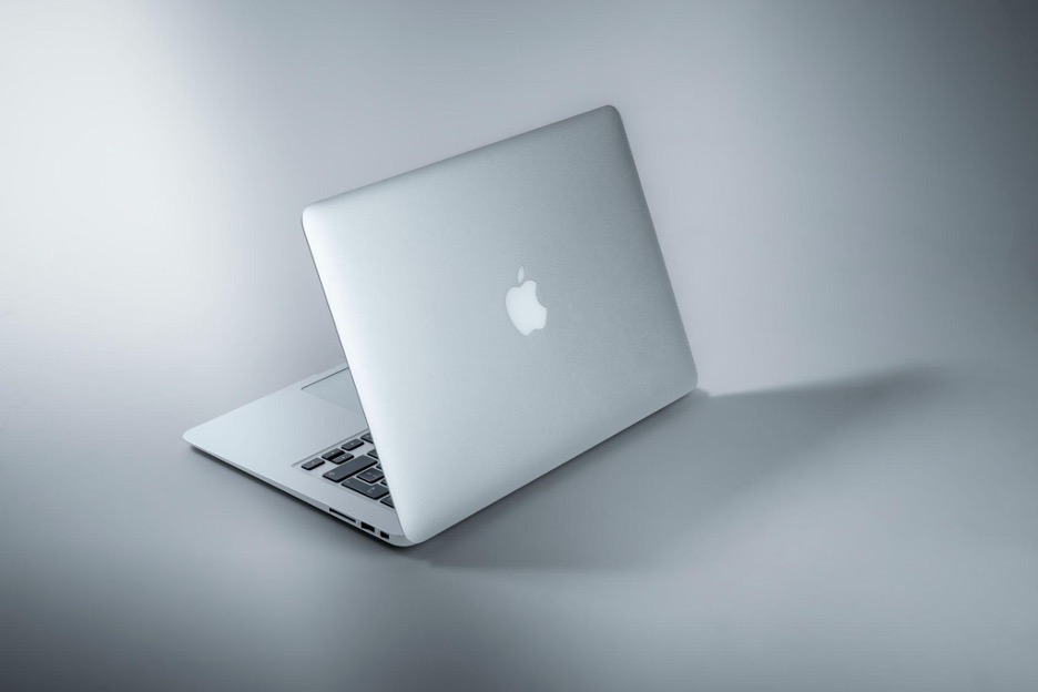 Essential Ideas to Speed up Your MacBook for Business Use