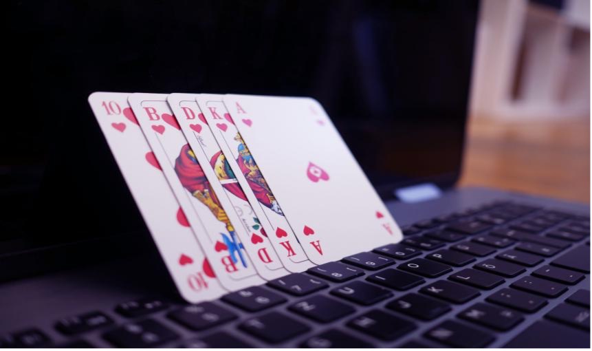 Advancing Your Game Play: Helpful Tools To Use When Playing Online Poker To Track Player’s Statistics