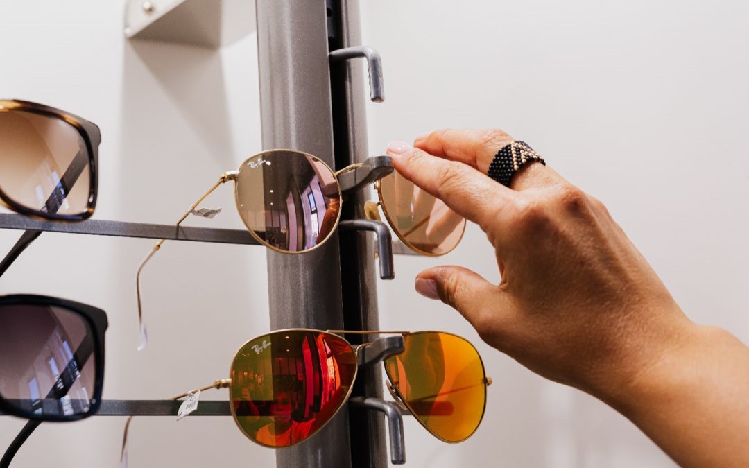A Vision for Success: Why EssilorLuxottica is Leading the Eyewear Industry